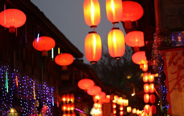 春节习俗：祭祖行孝的发展与意义